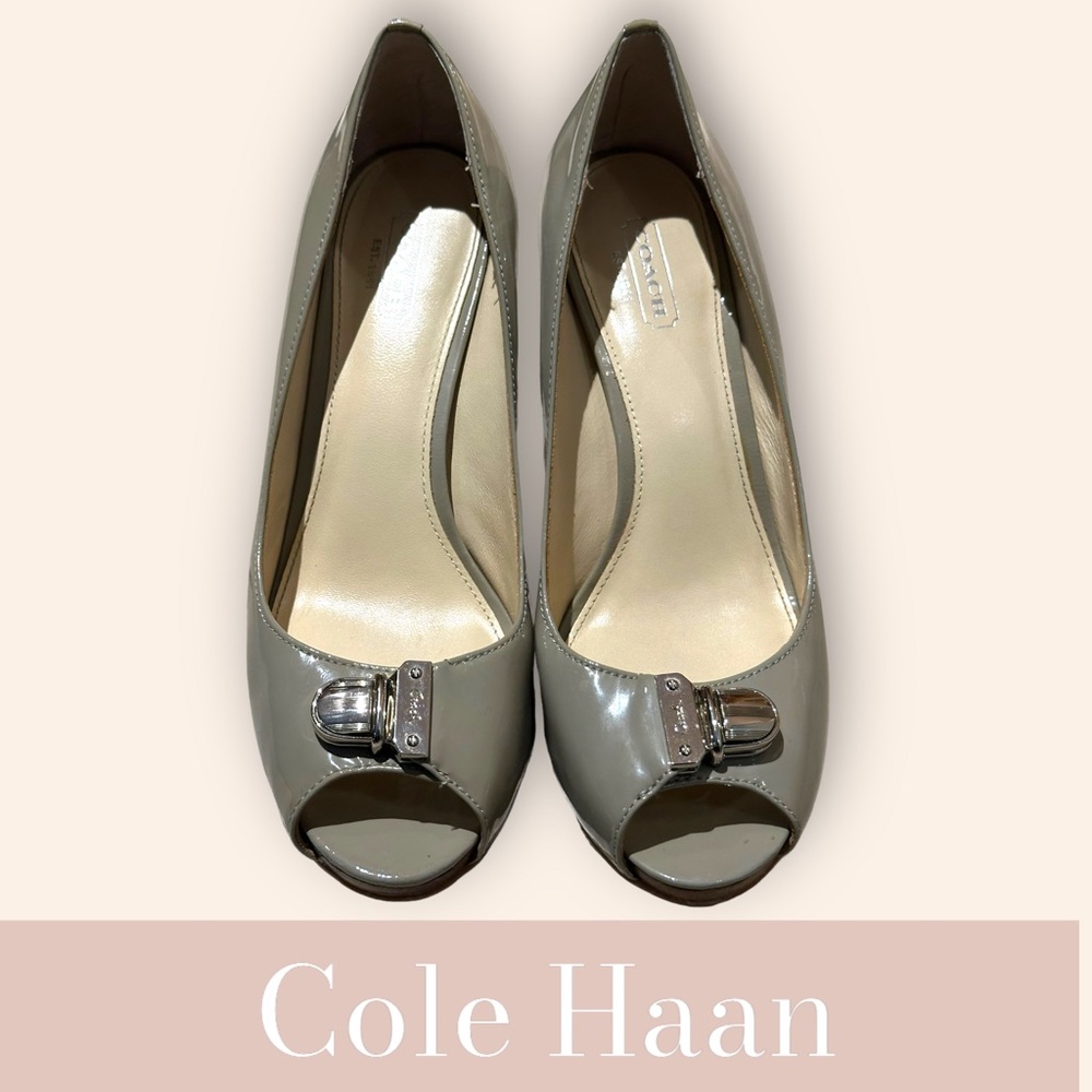 Coach Helaine Patent Peep Toe Pump Wooden Stacked Heel ~Stone Taupe ~Size 7.5 B
